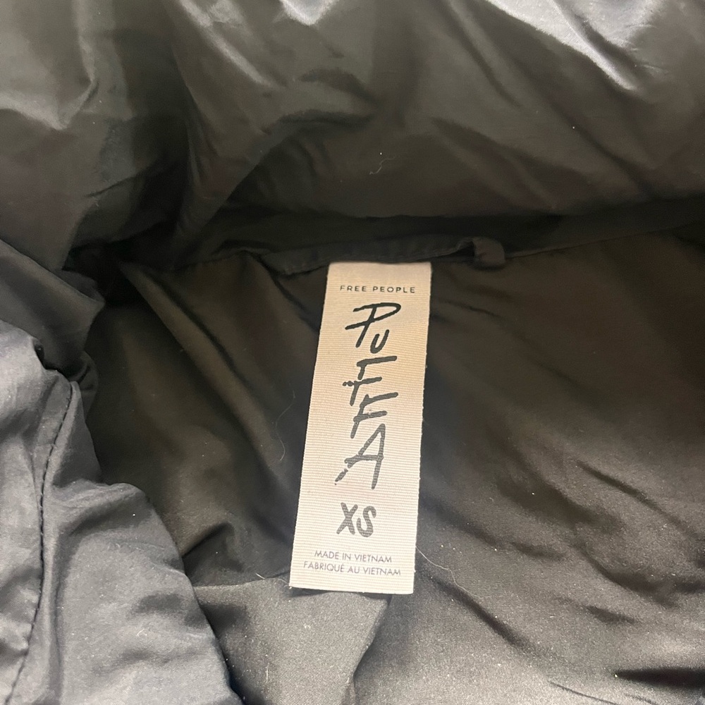Women's Hooded Emmy Swing Puffer Coat - Picture 2 of 5